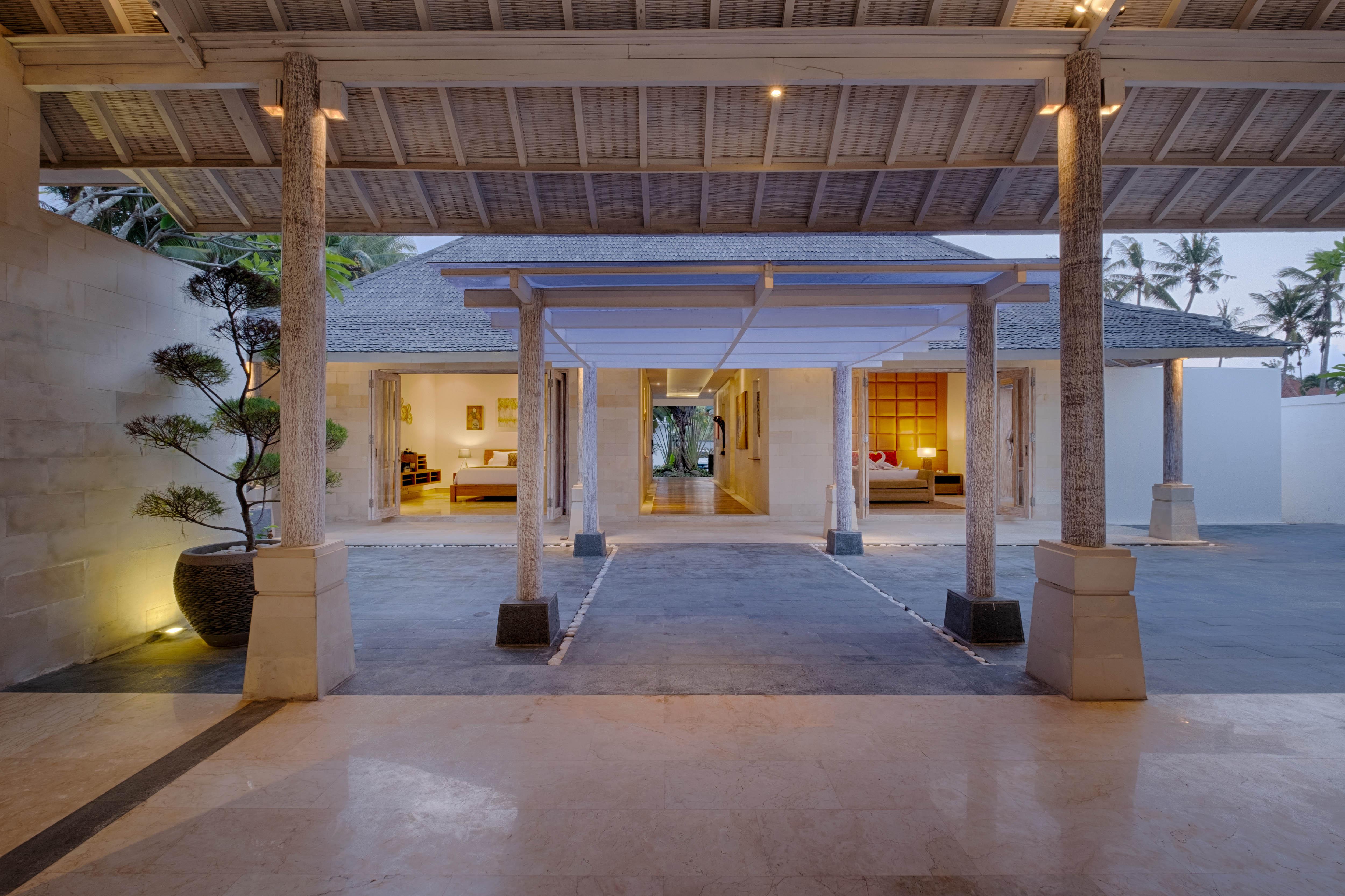 Kutus Kutus Saba Beach Villa Sukawati  Exterior photo