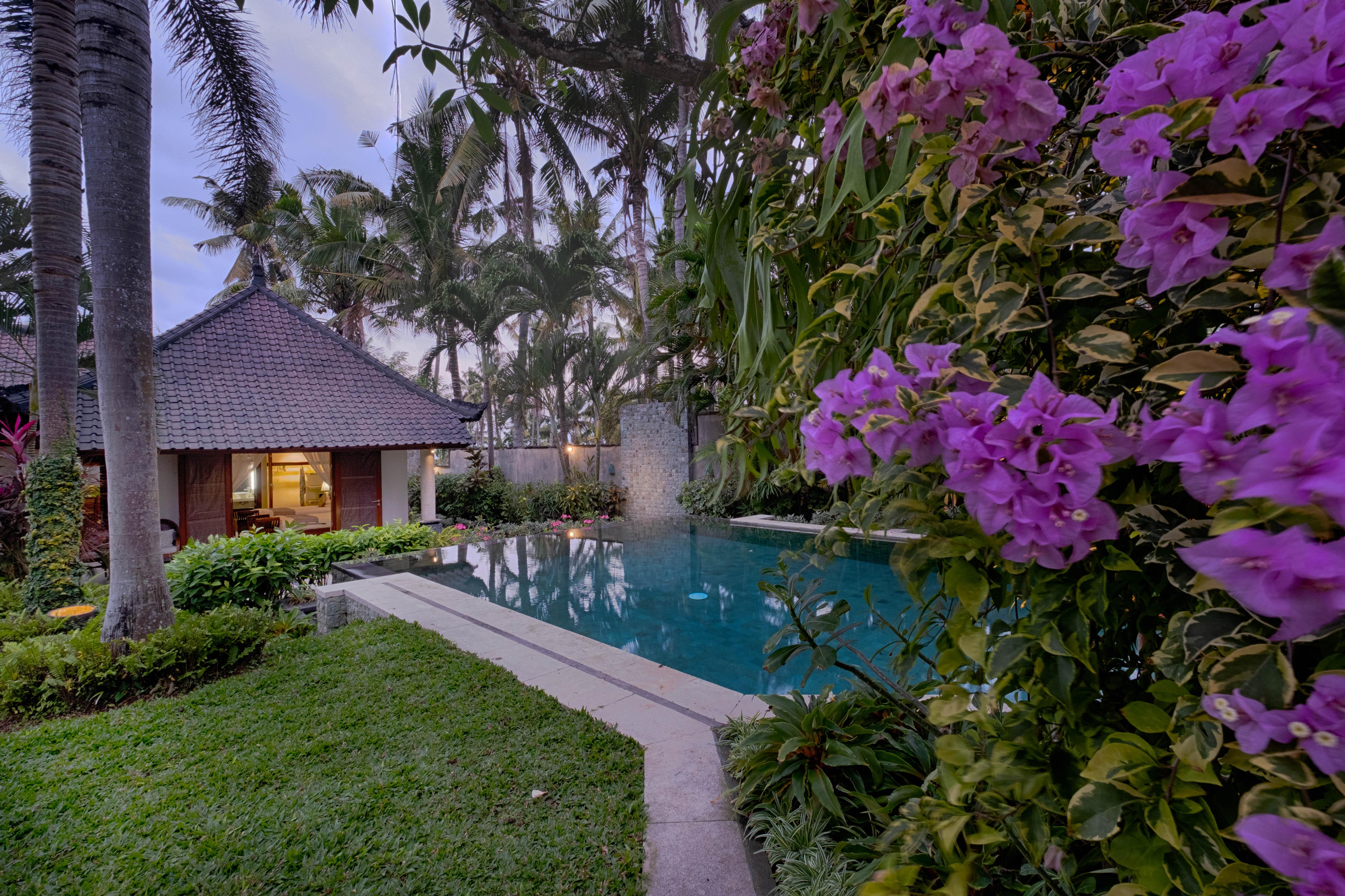 Kutus Kutus Saba Beach Villa Sukawati  Exterior photo